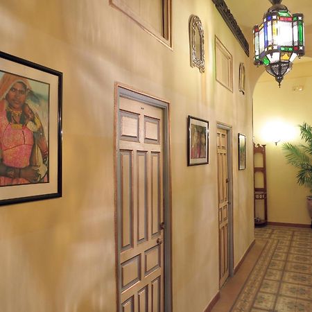 Hostal Horizonte Madrid "Check-In On-Line Recepcion 14H-23H" Exterior photo