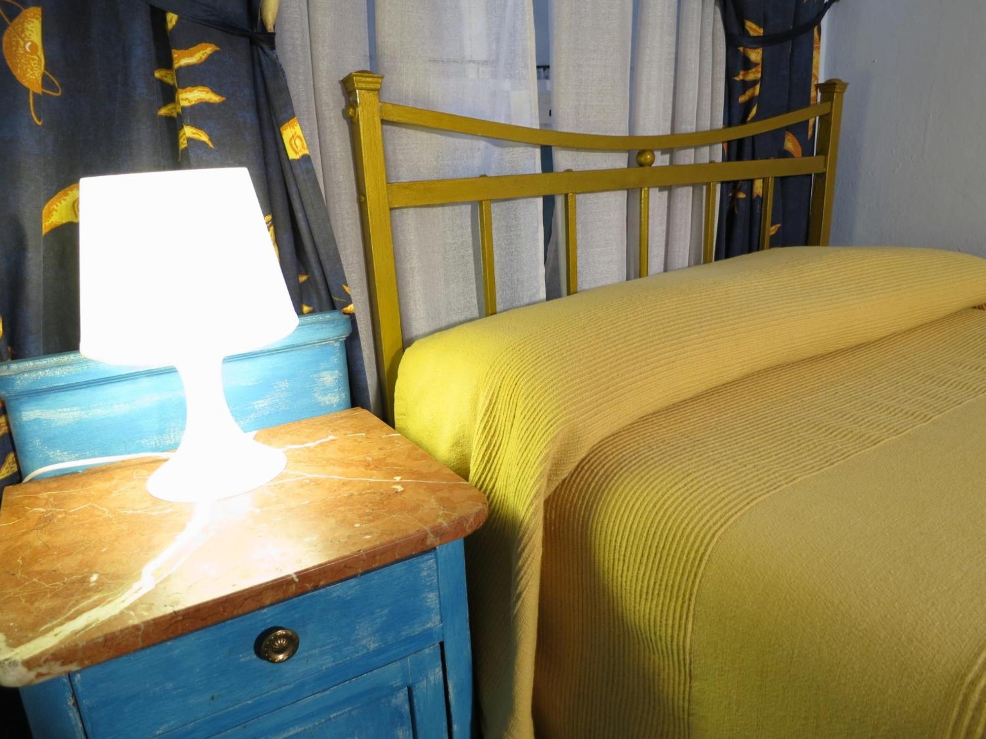 Hostal Horizonte Madrid "Check-In On-Line Recepcion 14H-23H" Exterior photo