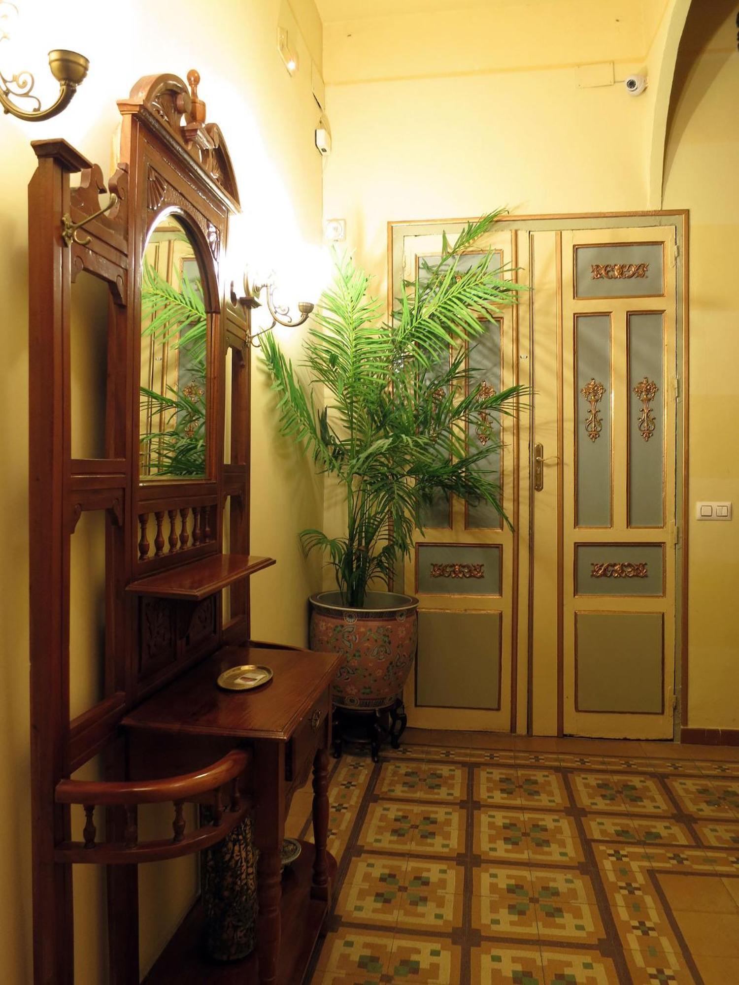 Hostal Horizonte Madrid "Check-In On-Line Recepcion 14H-23H" Exterior photo