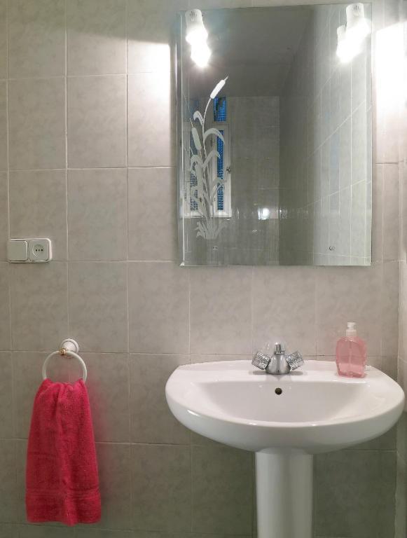 Hostal Horizonte Madrid "Check-In On-Line Recepcion 14H-23H" Room photo